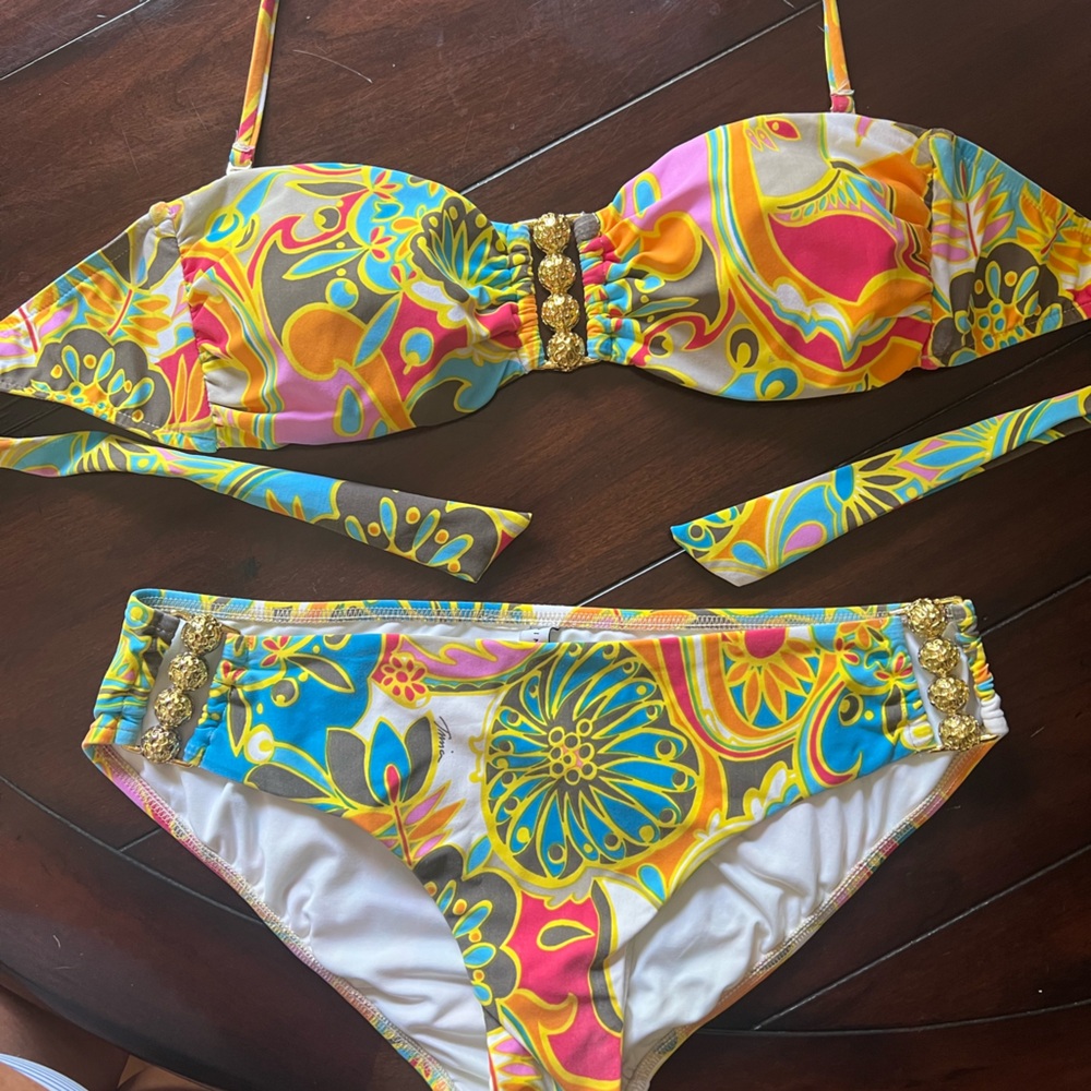 Trina Turk worn 2 times! Size 8 top and bottoms.
